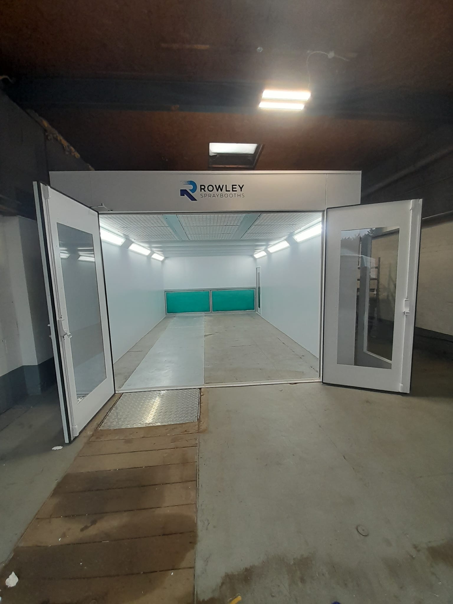 20251017_134950000_iOS 1 2